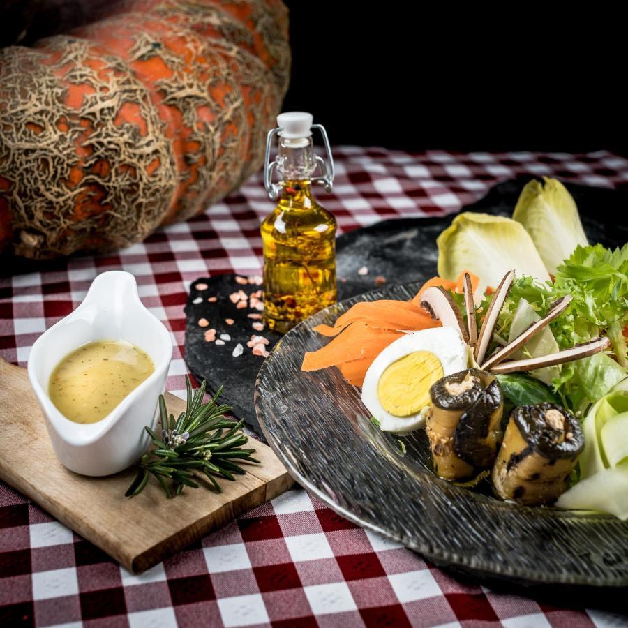 B&B Restaurant Le Pernollet Evionnaz Exteriör bild